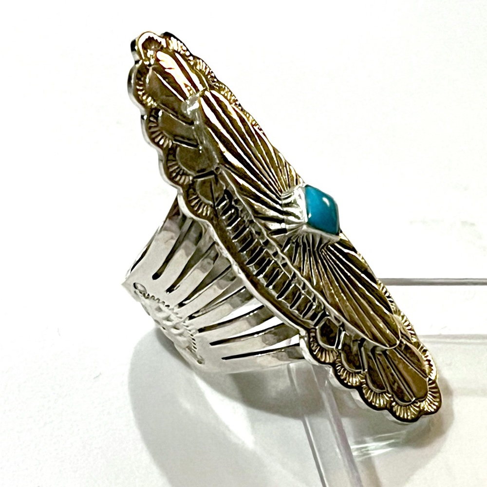 Signed - Richard Begay, Navajo. Vintage Turquoise Sterling Silver Knuckle Ring